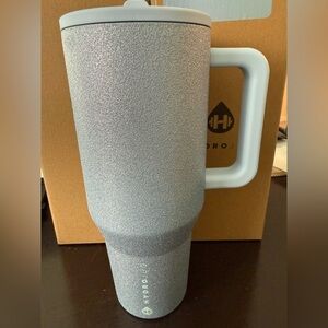 🤍HydroJug ICE Traveler (40oz) Birthday Collection Exclusive